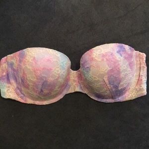 Victoria’s Secret Multi-way Strapless bra